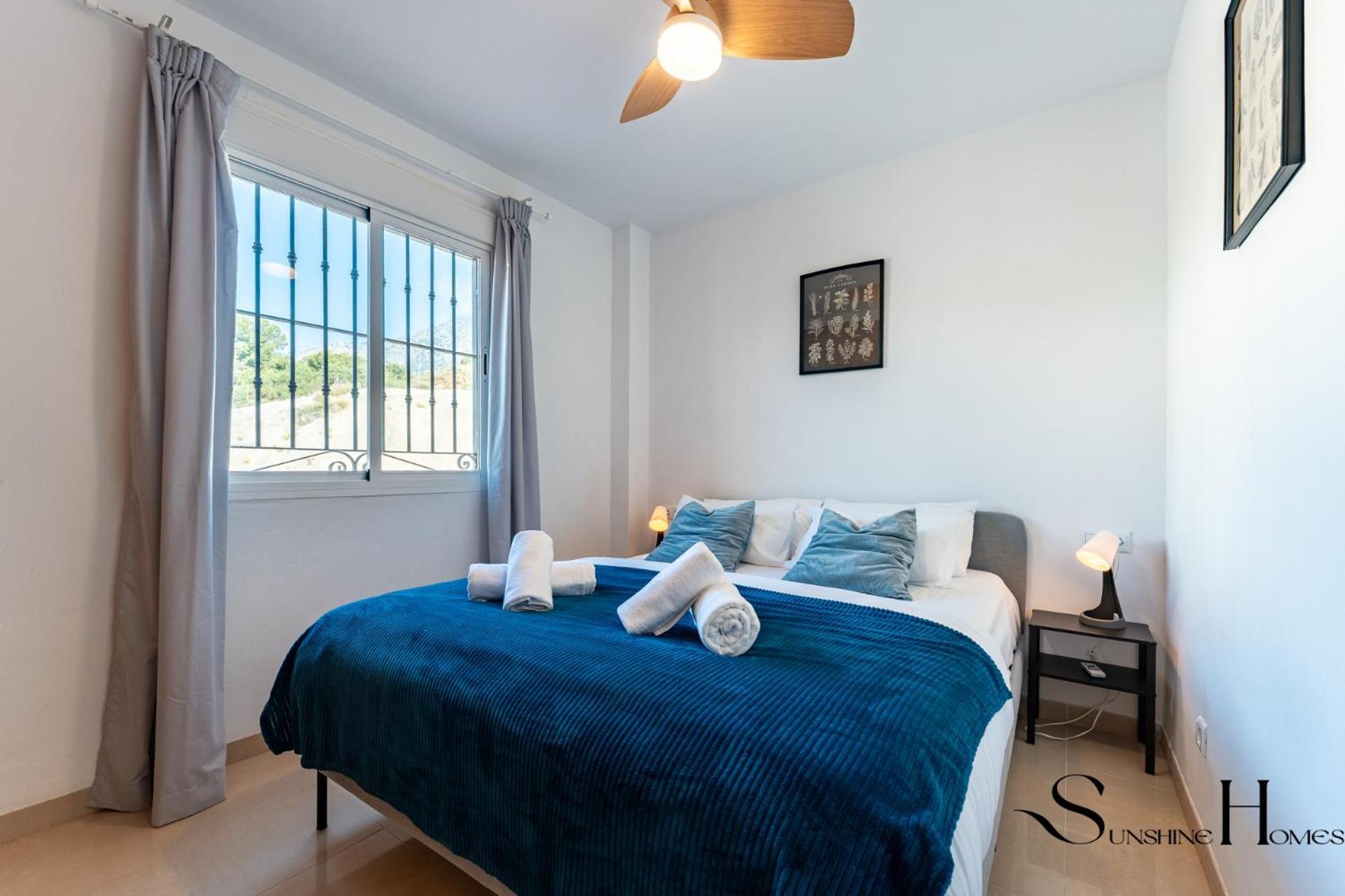 בנאלמדנה Beachside Retreat With Private Terrace מראה חיצוני תמונה
