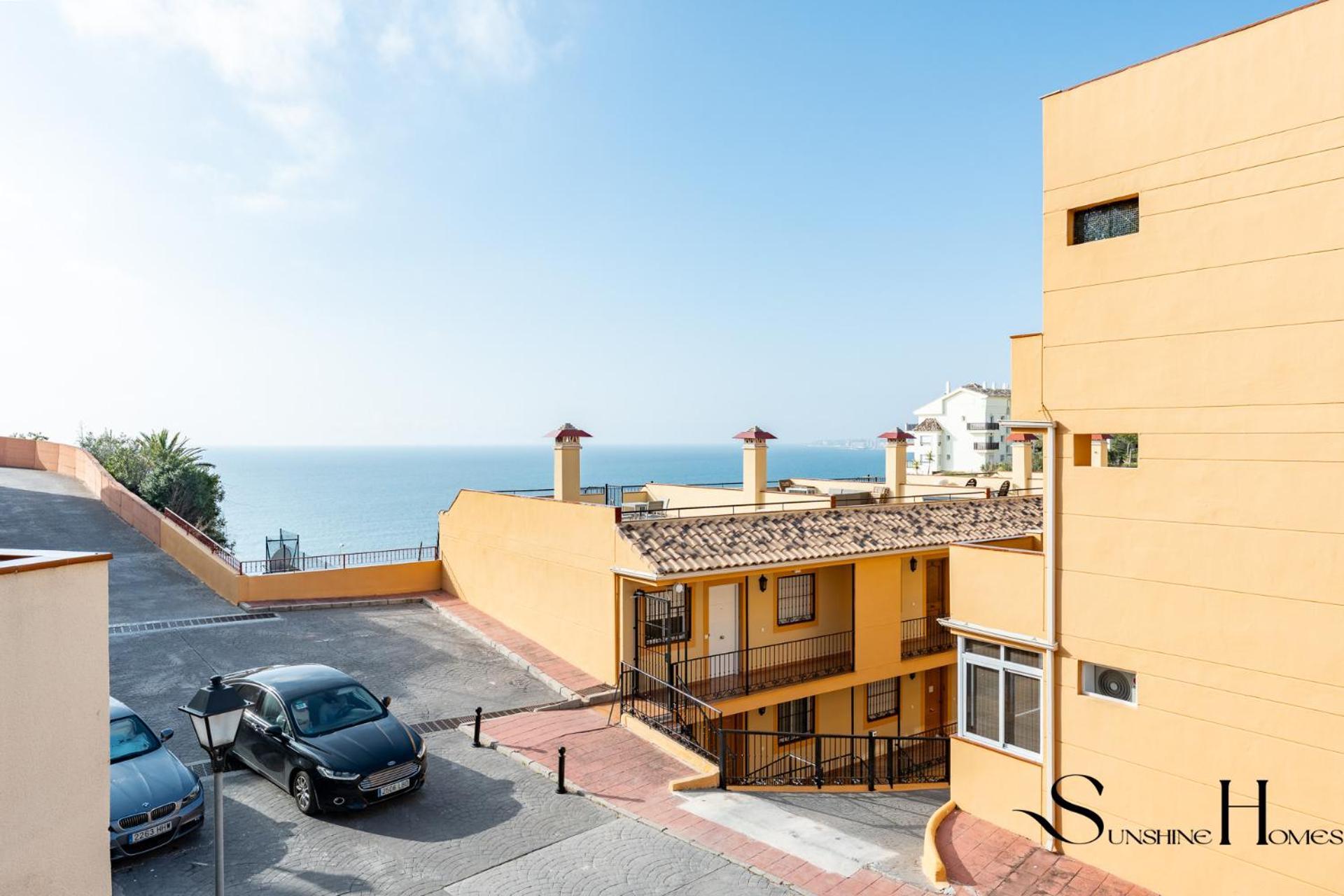 בנאלמדנה Beachside Retreat With Private Terrace מראה חיצוני תמונה